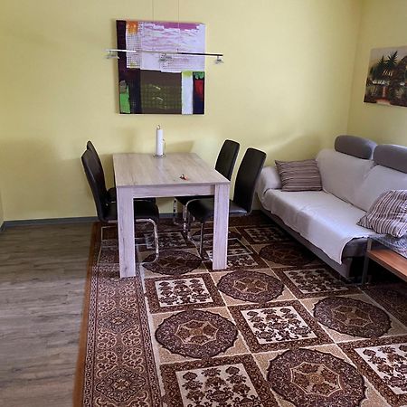 פרידריכסדורף Ferienwohnung Pfeifer מראה חיצוני תמונה